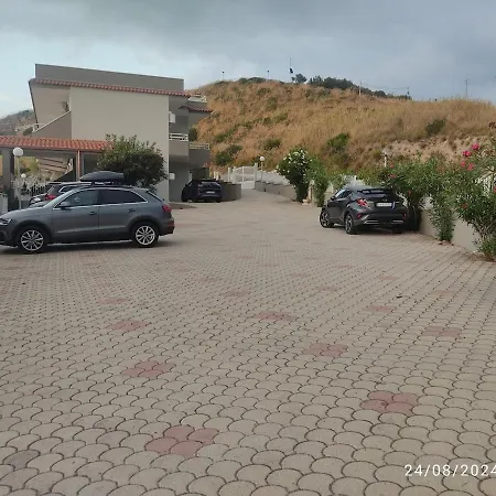 Gilda's House - Marina Di Zambrone, Tropea E Capo Vaticano شقة زامبروني
