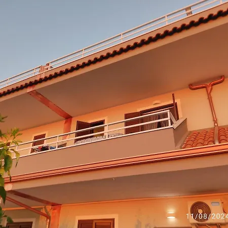 Gilda's House - Marina Di Zambrone, Tropea E Capo Vaticano Lägenhet